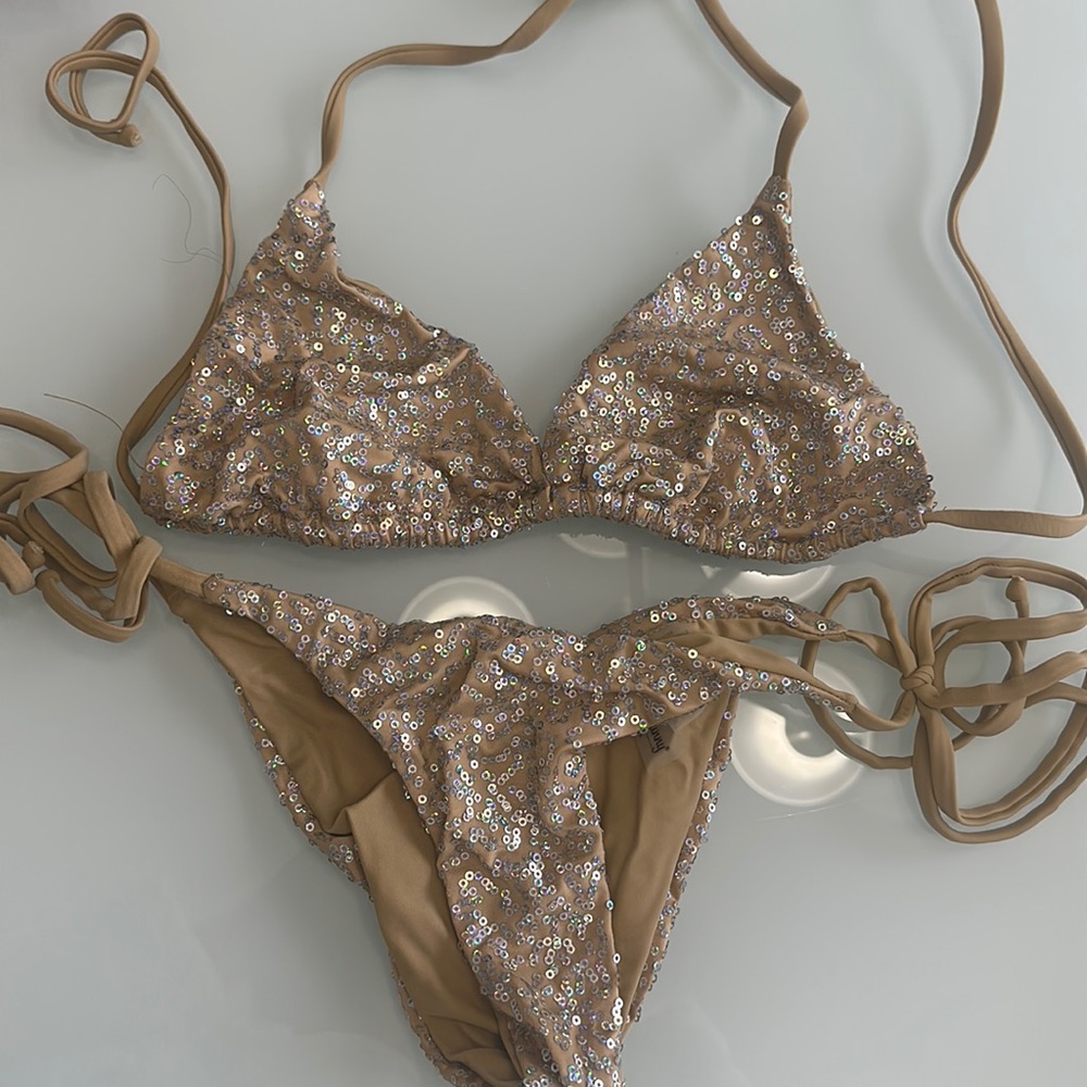 String Bikini - image 1